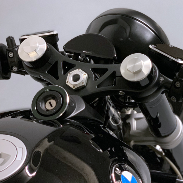 Top Triple Tree Clamp for BMW R9T 55mm Forks by MessnerMoto